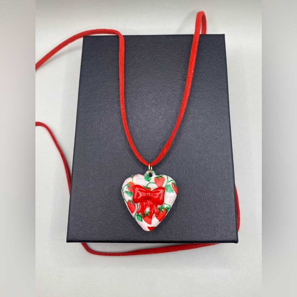 🍓🎀Coquette Lolita Strawberry Bow Pendant Necklace